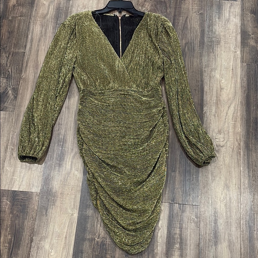 Fiestar | Small | gorgeous Gold Ruched Dress with rose gold zipper